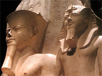 Statue av farao